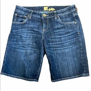 🔴SOLD🔴 Kut from the Kloth Dark Wash Jean Shorts
